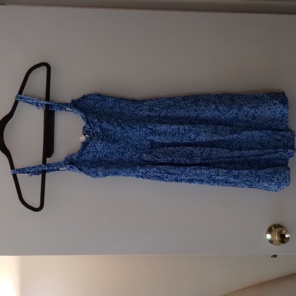 Size S market spruce sundress blue and white with pockets